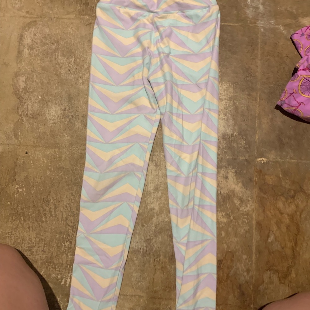 LuLaRoo tween size leggings